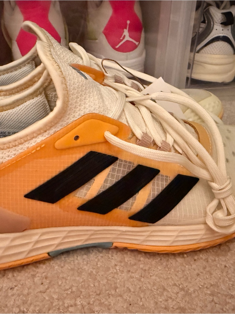 Women’s adidas Adizero Ubersonic 4 - Picture 4 of 7